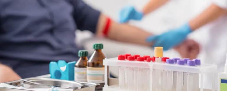 Jakie badania hormonalne na nfz? Sprawdź, co możesz zrobić bezpłatnie