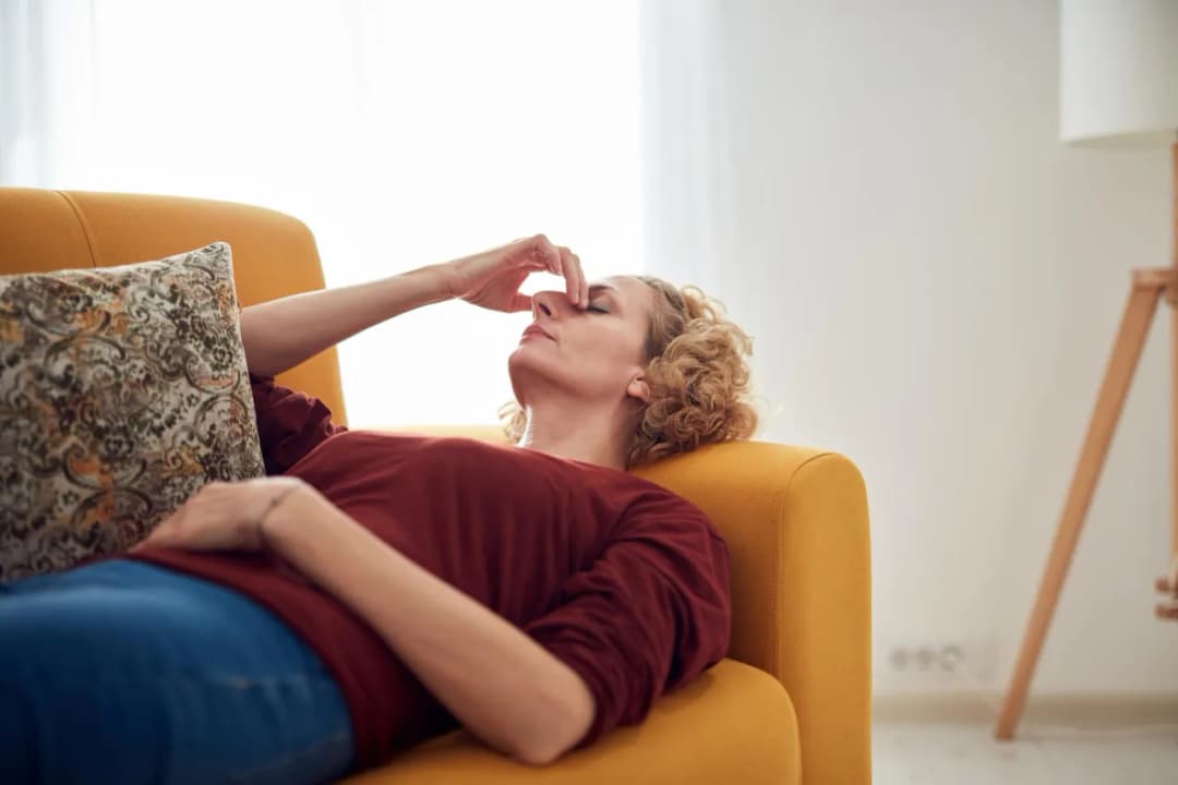 Jak szybko pozbyć się bólu głowy? Sprawdzone metody na ulgę