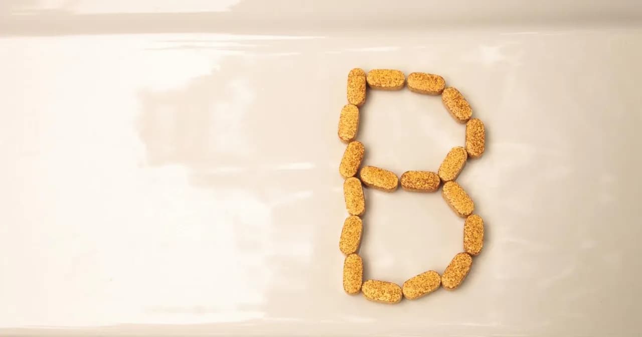 Witamina B Complex – kiedy zażywać, aby uniknąć skutków ubocznych?